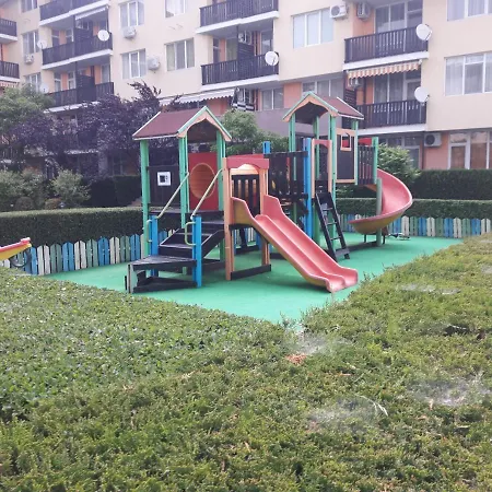 Apartament *