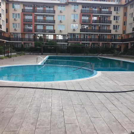 Apartament אהלוי